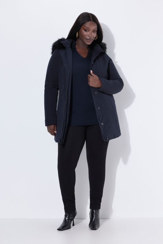 Veste technique à capuche, modèle imperméable, poches zippées