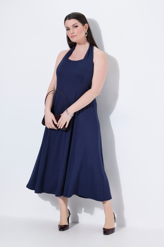 Robe dos en point de Rome, décolleté carré, modèle sans manches