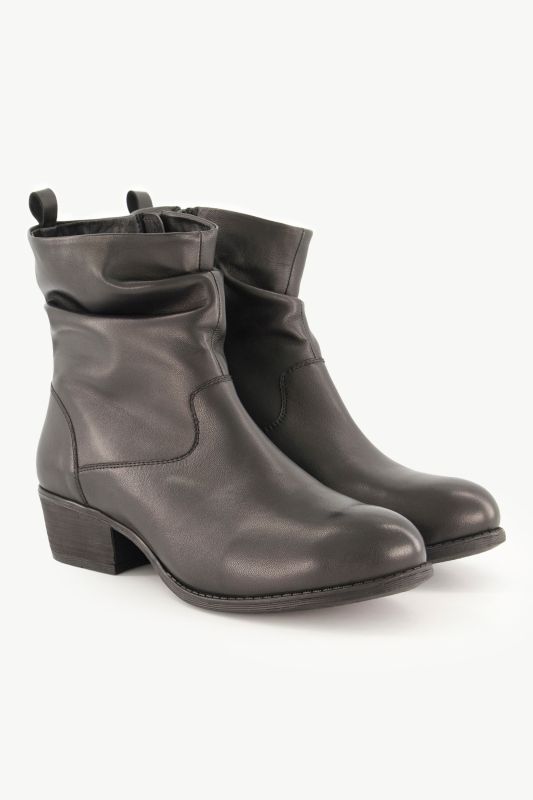 Bottines en cuir avec plis, largeur H