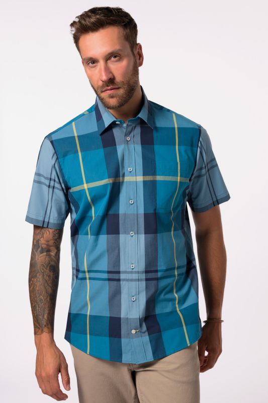 Chemise à manches courtes. Imprimé à carreaux et col Kent. Coupe Comfort Fit - jusqu'au 8 XL