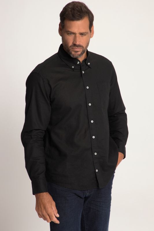 Chemise en lin mélangé. Manches longues et col à pointes boutonnées - coupe Modern Fit