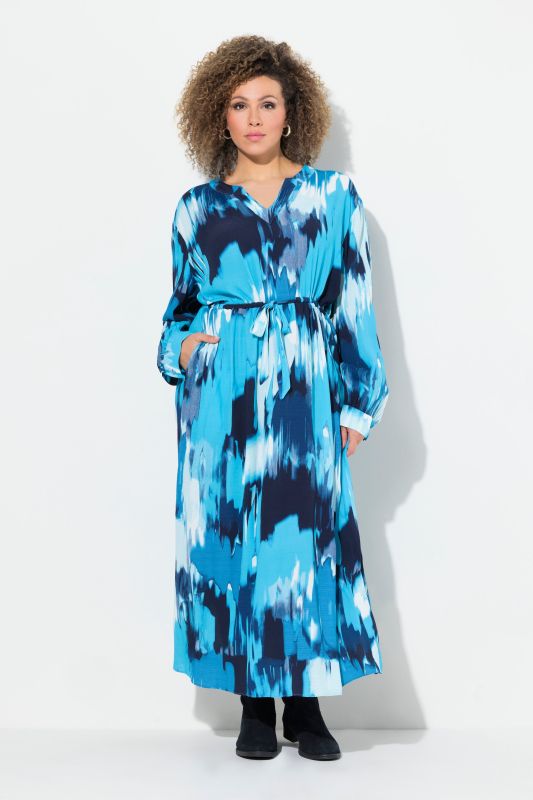 Robe maxi oversize en crêpe, col tunisien et manches longues