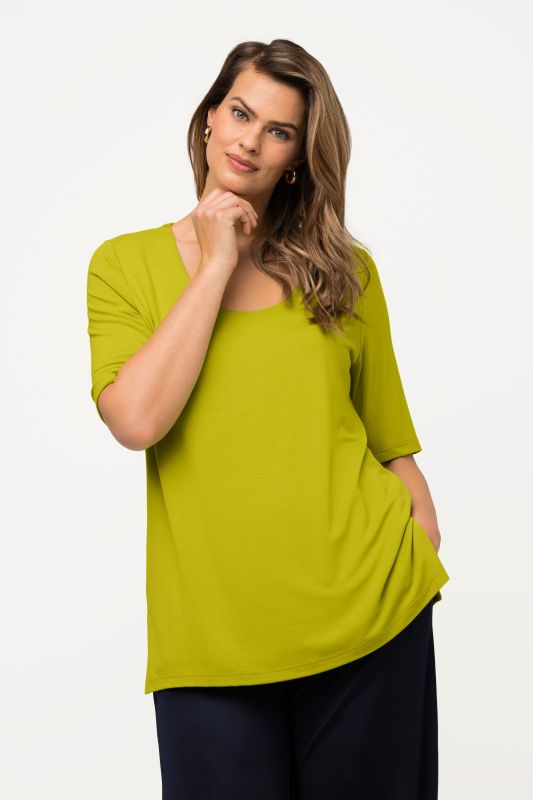 T-shirt doublé à l'avant, col V et manches courtes
