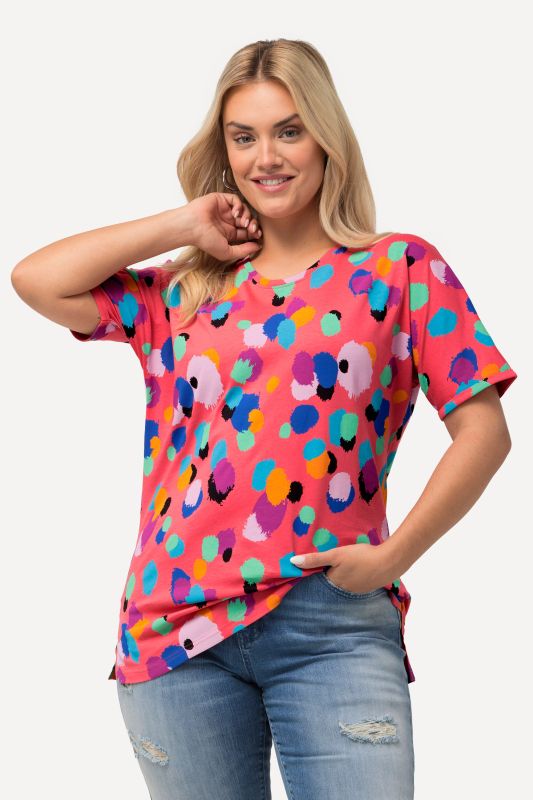 T-shirt oversized à décolleté rond, manches courtes. Imprimé taches