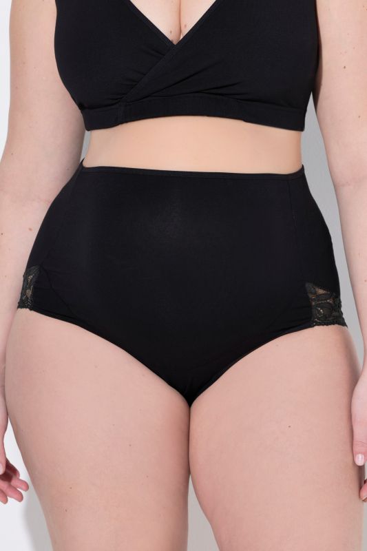 Culotte taille haute Bellieva en coton bio, avec empiècement sur le ventre