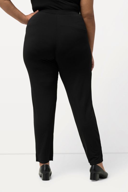 Pantalon en jersey avec taille élastique, jusqu'à la taille 68/70