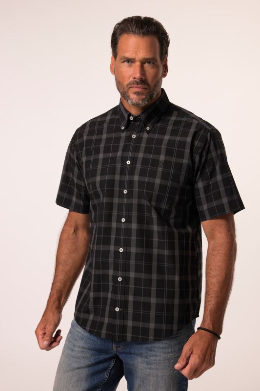 Chemise à carreaux. Manches courtes et col à pointes boutonnées. Coupe Modern Fit.