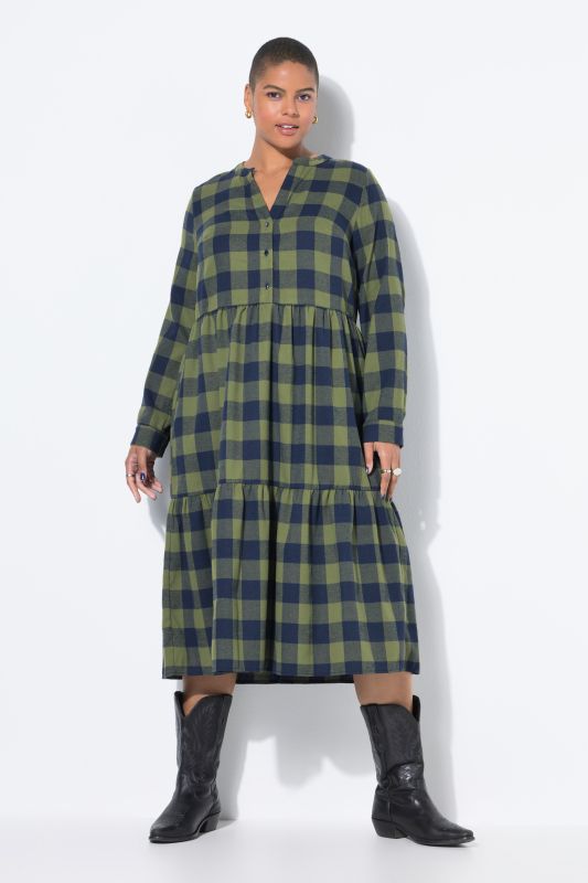 Robe midi à carreaux en flanelle. Manches longues et col tunisien