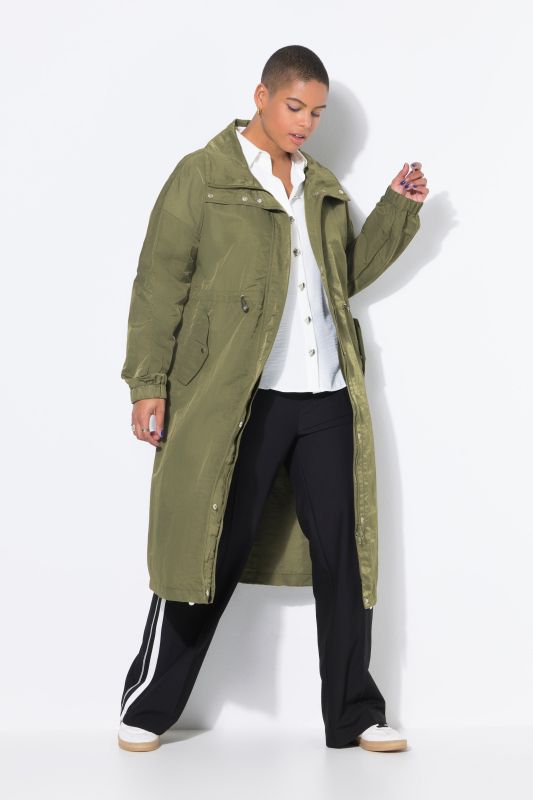 Manteau, coupe Straight Shape. Cordon de serrage dans la taille