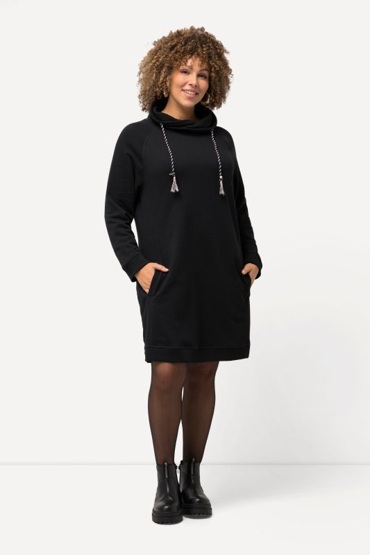 Robe en molleton avec poches, col montant et manches longues