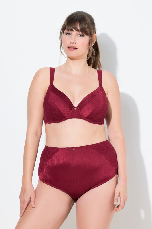 Soutien-gorge en satin et dentelle, armatures et coques souples - bonnet B-F