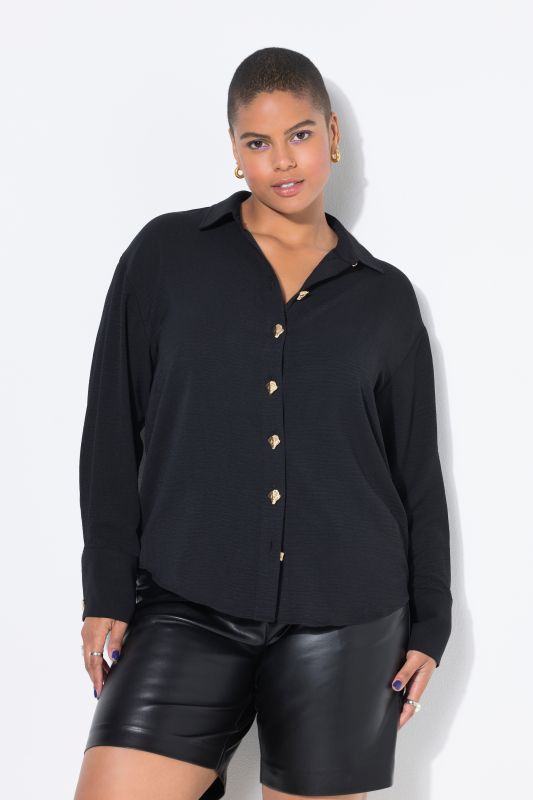 Chemisier oversize. Boutons fantaisie