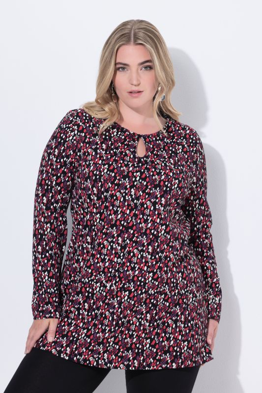 T-shirt long dans un imprimé graphique, décolleté rond et manches longues, coupe évasée