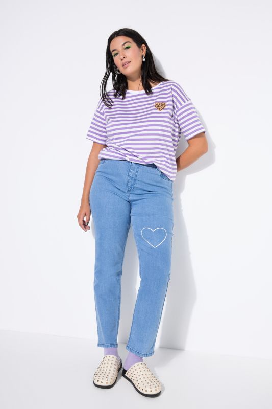Jean Mom 5 poches, cœur brodé