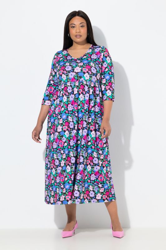 Robe maxi en jersey, motif floral, décolleté en V et manches 3/4, coupe évasée