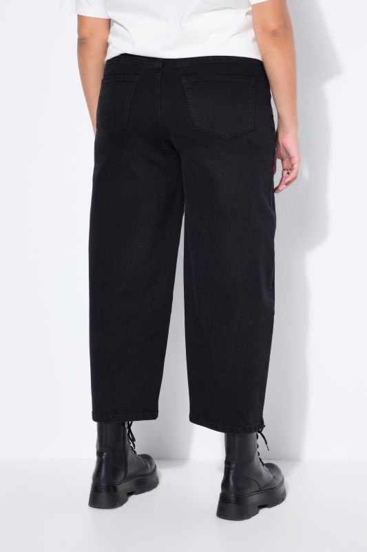 Jean Barrel avec rivets fantaisie, jambe ballon et taille haute