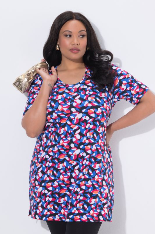 T-shirt long avec imprimé graphique, décolleté rond et manches courtes, coupe évasée