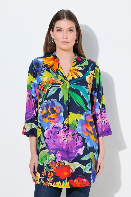 Tunique col montant, décolleté en V et manches 3/4, plis fantaisie