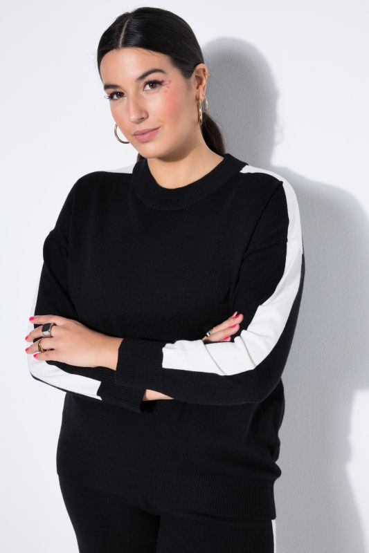 Pull oversize à manches ballon avec des rayures