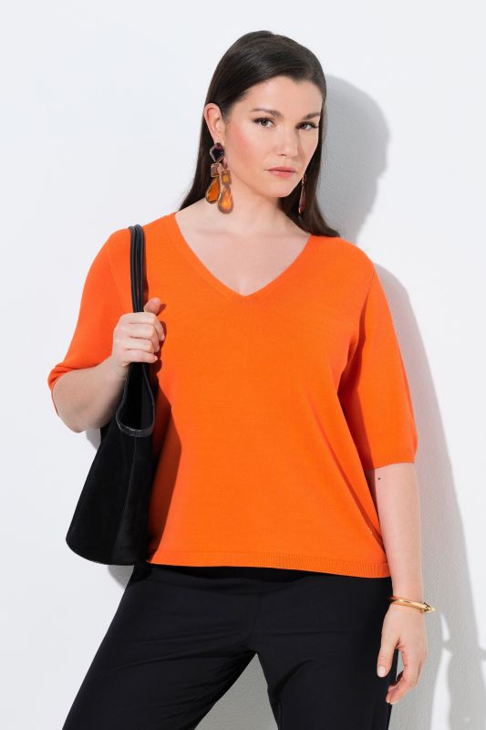 Pull manches courtes, décolleté en V, base élastique