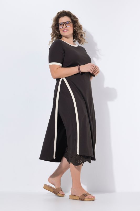 Débardeur long, sans manches, encolure bateau et détails contrastants