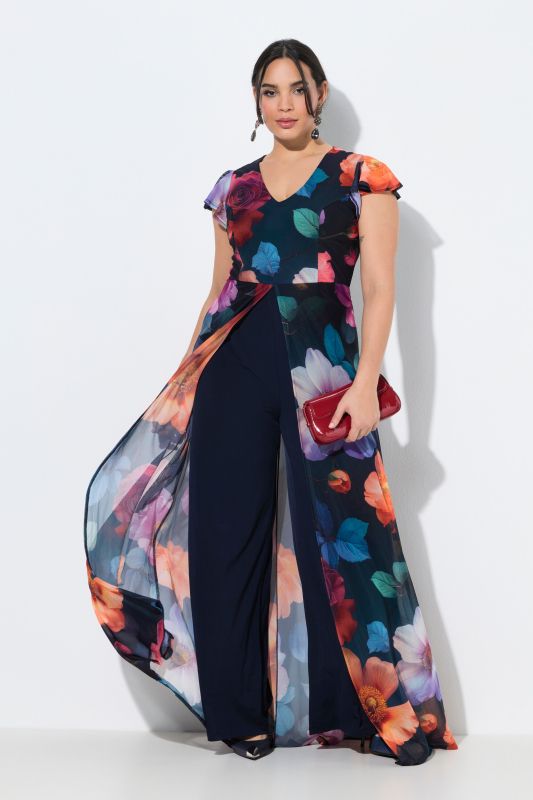 Combinaison doublée, décolleté en V et manches courtes évasées