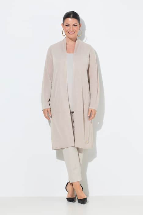 Cardigan long, coupe ouverte. Encolure en V et petit col légèrement montant