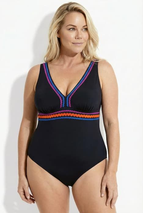 Maillot de bain avec bonnets souples et bordures fantaisie, matière recyclée