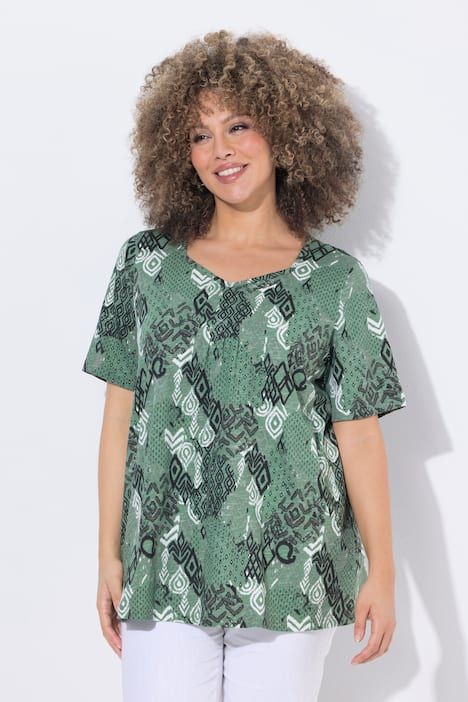 T-shirt à manches courtes, décolleté cœur avec plis fantaisie, coupe évasée