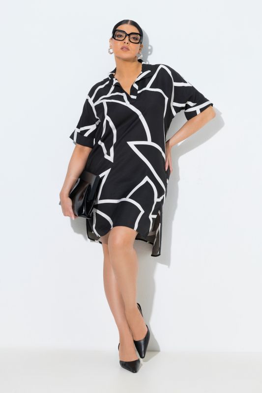 Robe asymétrique avec manches courtes, col montant avec décolleté en V