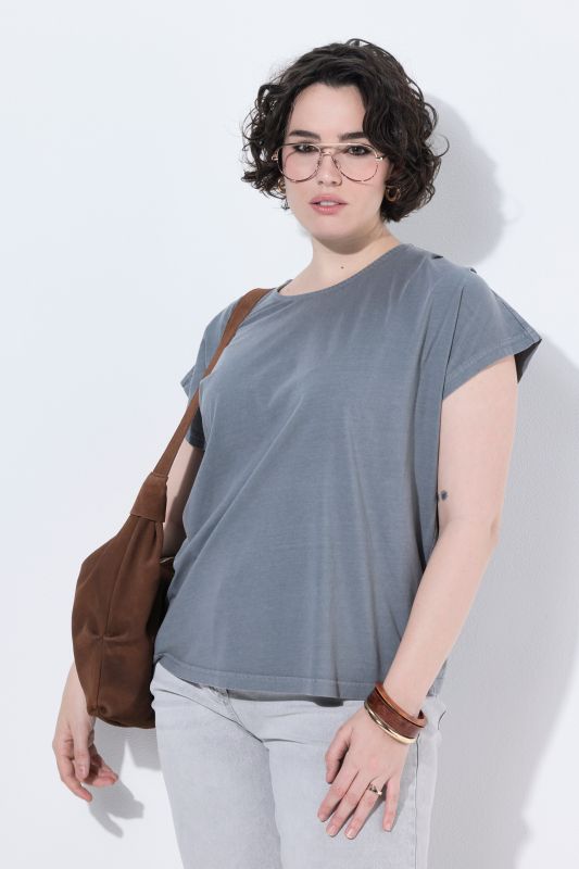 T-shirt oversize avec plis fantaisie, décolleté rond et manches évasées