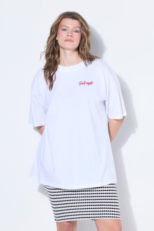 T-shirt oversize, texte sur la poitrine