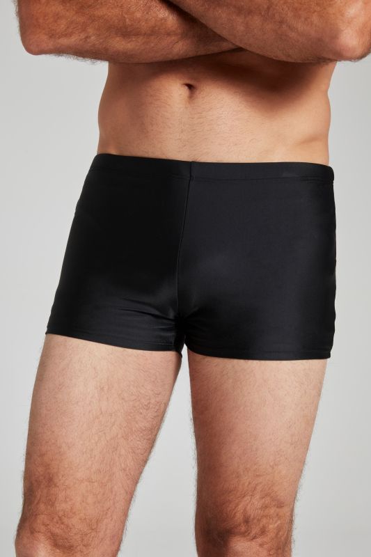 Short de bain, collection Beachwear. Taille élastique et cordon sous tunnel. Entrej. env. 6 cm.