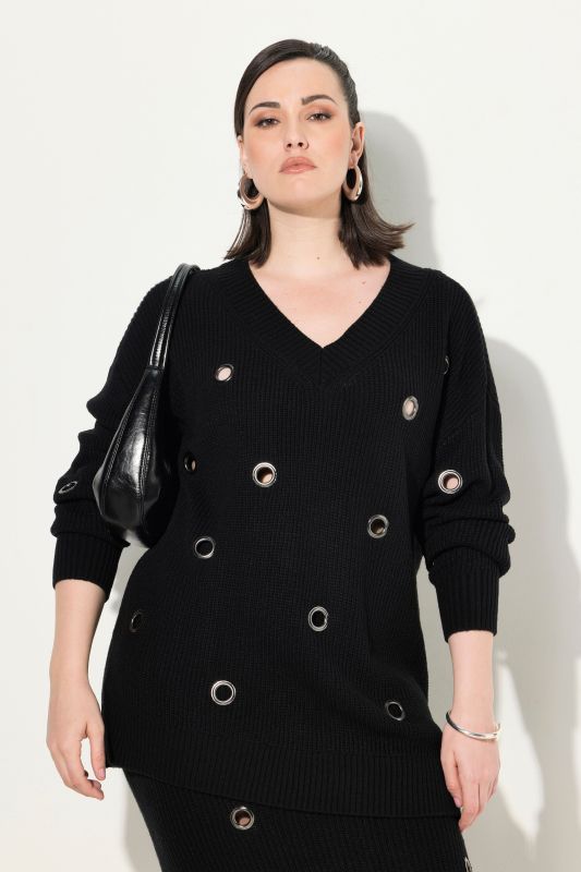 Pull oversize avec œillets, col en V et manches longues