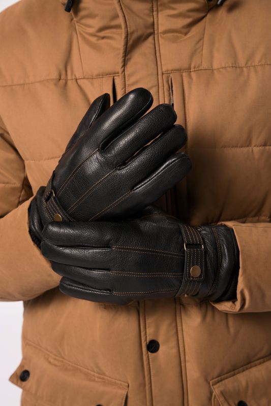 Gants en cuir  véritable. Doublure chaude et patte de réglage.