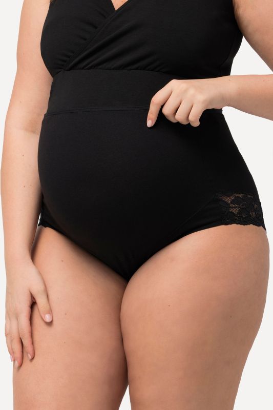 Culotte taille haute Bellieva en coton bio, avec empiècement sur le ventre