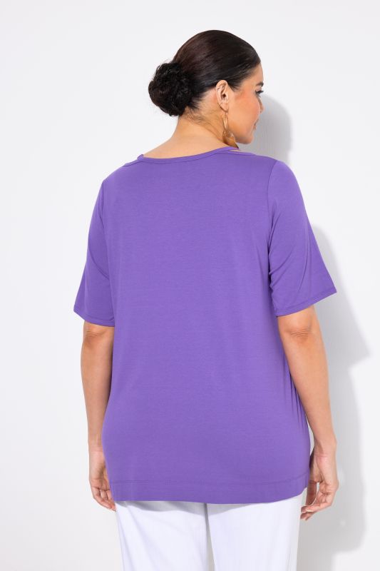 T-shirt avec découpes, coupe Classic Fit, décolleté rond et manches 3/4