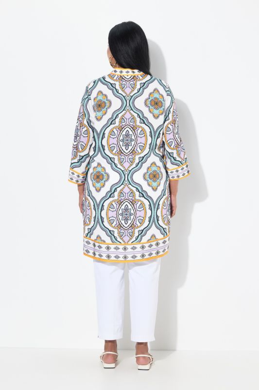 Tunique en satin, motif fantaisie, coupe évasée, col montant et manches 3/4