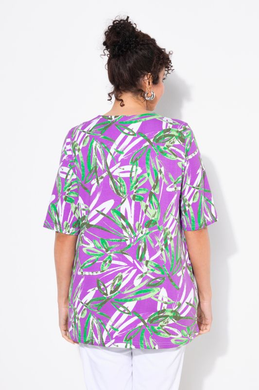 T-shirt à manches courtes et col tunisien, coupe évasée