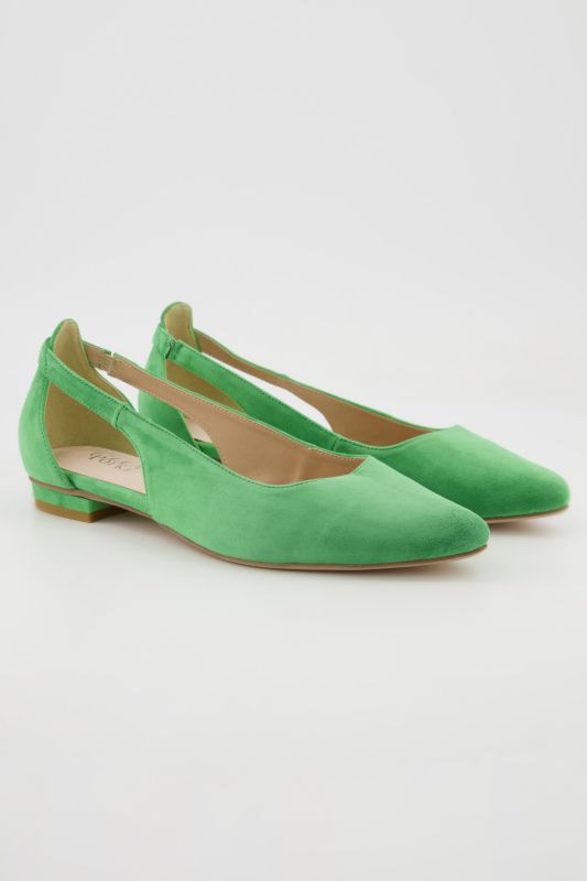 Ballerines en cuir, découpe, largeur H