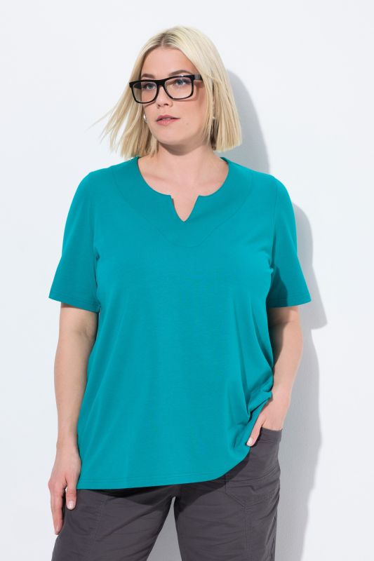 T-shirt à manches courtes, coupe évasée et col rond fendu