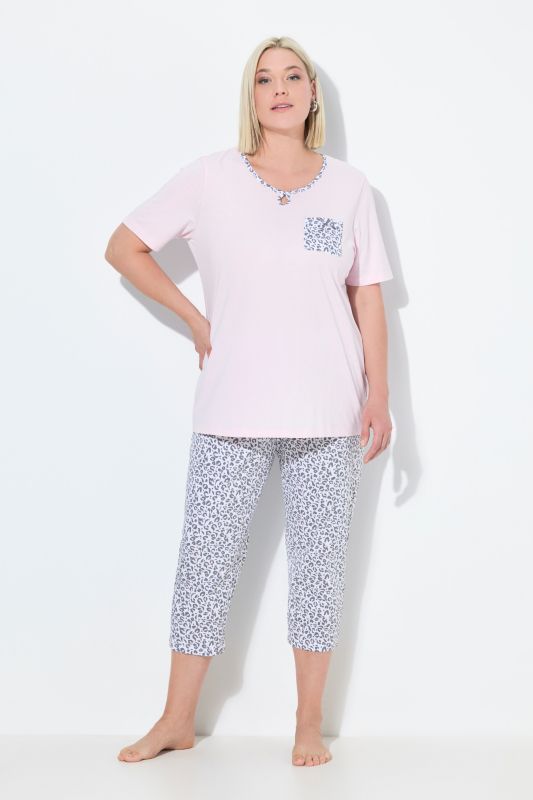 Pyjama motif léopard, décolleté rond et manches courtes