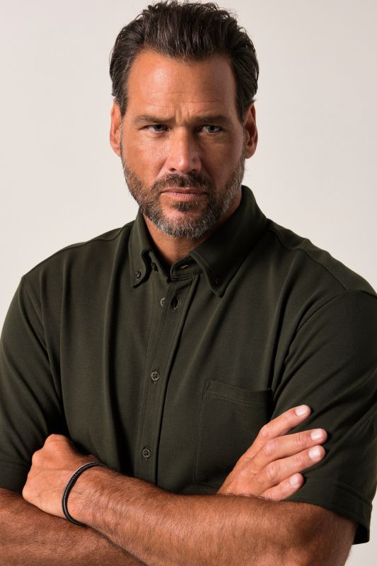 Chemise en maille piquée coupe Modern, avec technologie FLEXNAMIC®, manches courtes et col à pointes boutonnées