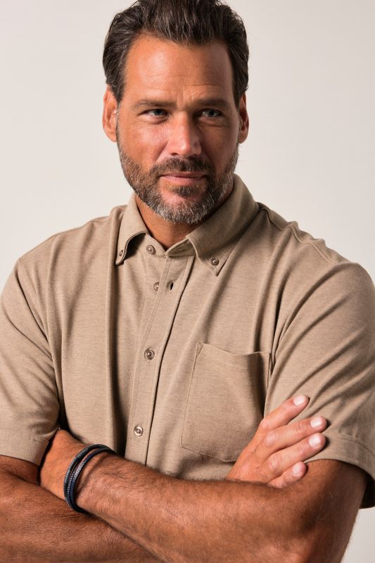 Chemise en maille piquée coupe Modern, avec technologie FLEXNAMIC®, manches courtes et col à pointes boutonnées