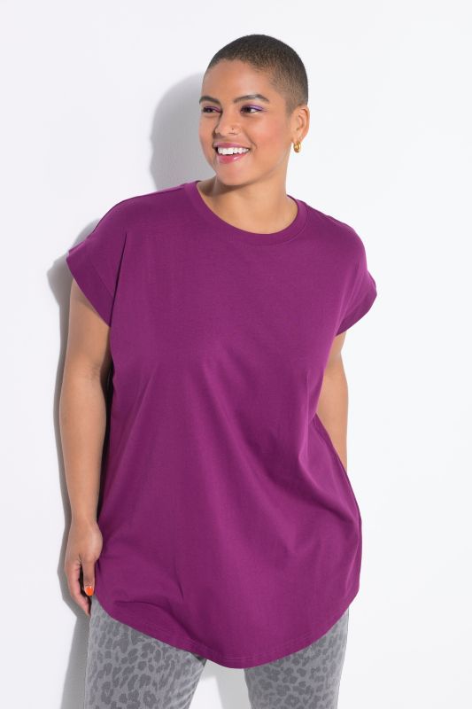 T-shirt oversize, base arrondie