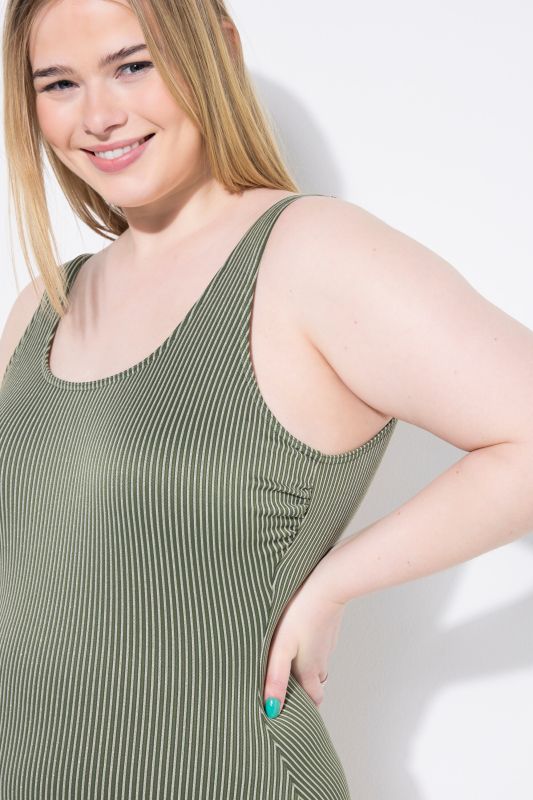 Maillot de bain rayé, bonnets souples et rayures scintillantes
