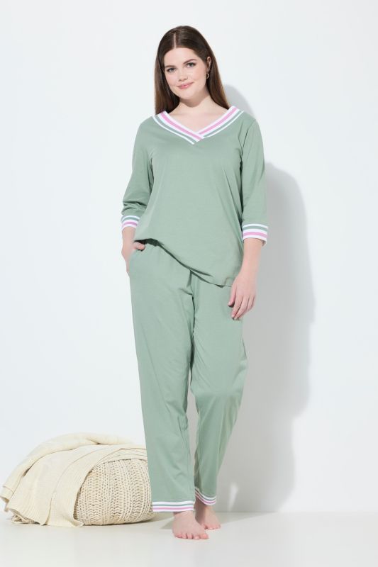 Pyjama à col V et manches 3/4, rayures décoratives
