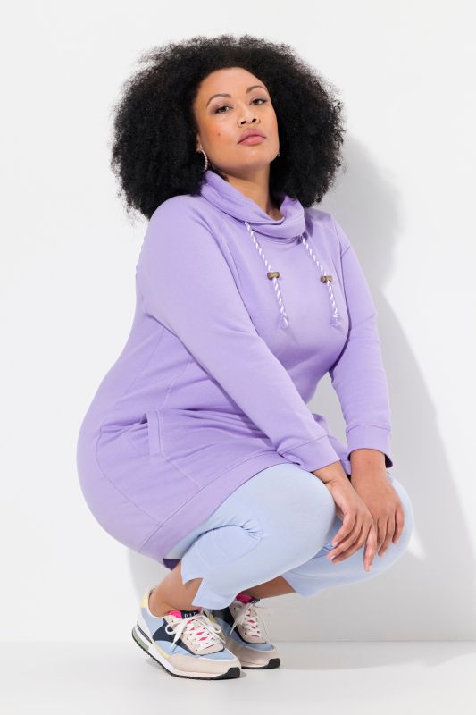 Robe en molleton avec poches, col montant et manches longues