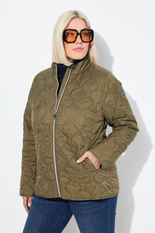 Veste matelassée légère HYPRAR, modèle imperméable. Matière recyclée, coupe trapèze.