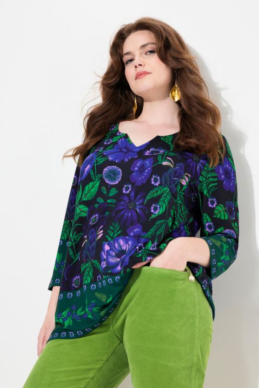 T-shirt col tunisien et manches 3/4, motif champêtre et coupe évasée